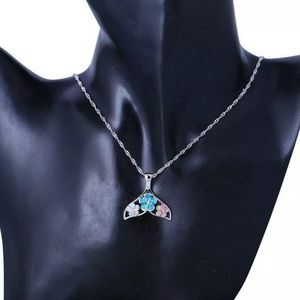 Opal Fish Tail Necklace. New!!!